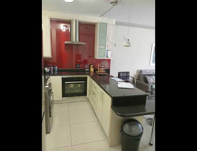 2 BEDROOM APARTMENT FOR SALE IN PEACEHAVEN